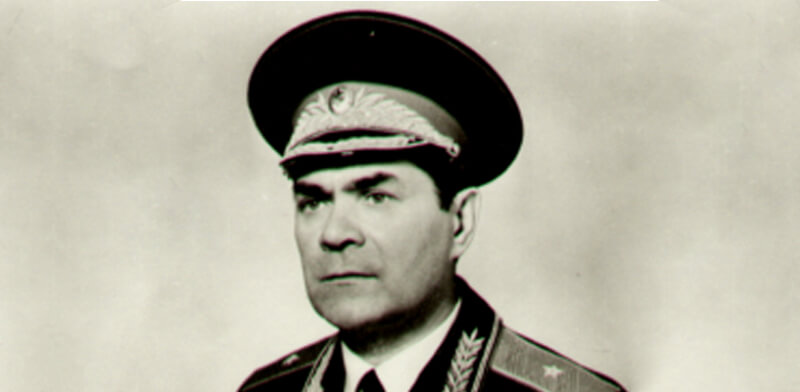Служба ВМК организовала похороны генерал-майора Василия Зибарева
