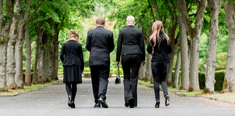 Что делать после православных похорон