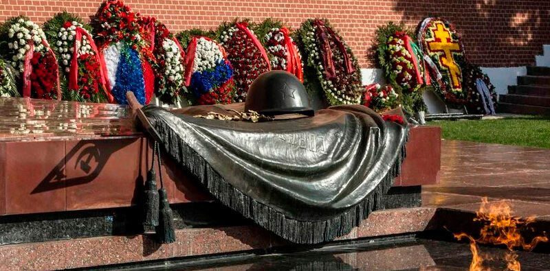 Могила неизвестного солдата у Кремлевской стены