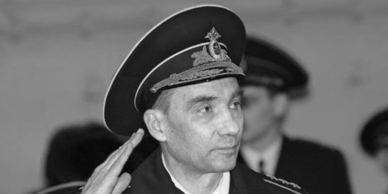 Служба ВМК организовала похороны адмирала Владимира Сергеевича Высоцкого