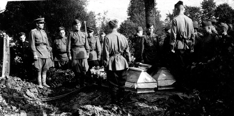 Как хоронили погибших солдат во время Великой Отечественной войны