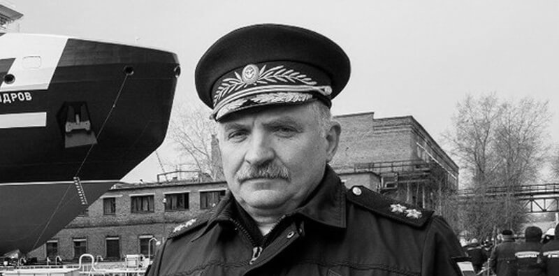 Служба ВМК организовала похороны вице-адмирала Алексея Буриличева